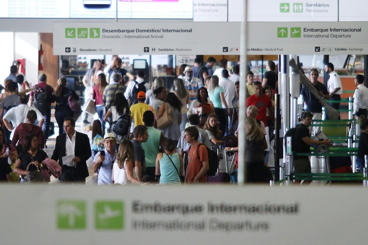 08 08 18 aeroportointerna