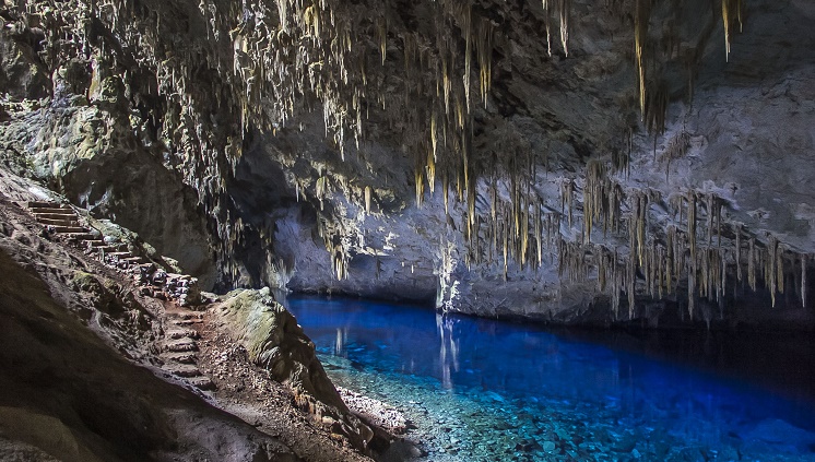 Gruta Azul. Foto: Banco de imagens