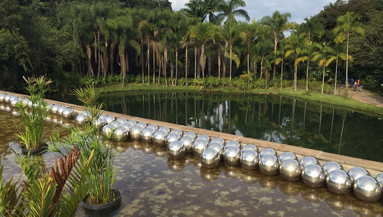 Narcissus Garden no Instituto Inhotim em Brumadinho (MG). Foto: Lívia Nascimento/Ascom/MTur Narcissus Garden no Instituto Inhotim em Brumadinho (MG). Foto: Lívia Nascimento/Ascom/MTur