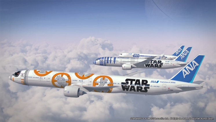 Aviões japoneses da série Guerra nas Estrelas homenageiam os robôs R2-D2 e BB-8. Crédito da foto: All Nippon Airways