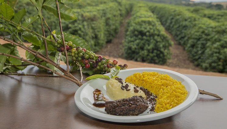 Mignon suíno com crosta de café é um dos atrativos da gastronomia de Brotas (SP). Foto: Divulgação/Prefeitura Municipal de Brotas