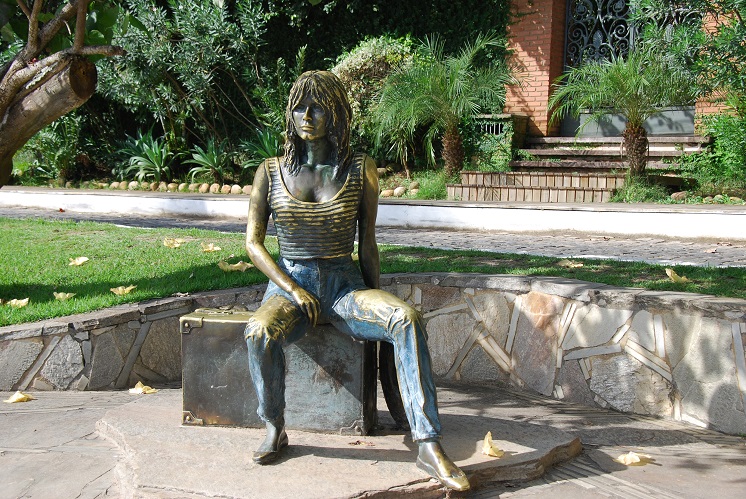 Estátua da atriz francesa, Brigitte Bardot, em Armação de Búzios (RJ). Foto: Werner Zotz