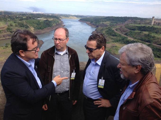 Ministro e presidente da Embratur visitam hidrelétrica de Itaipu. Deniza Gurgel