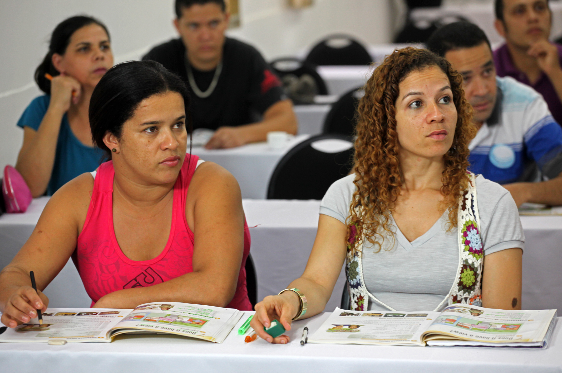 Secretário do Turismo visita turma do Pronatec em Brasília