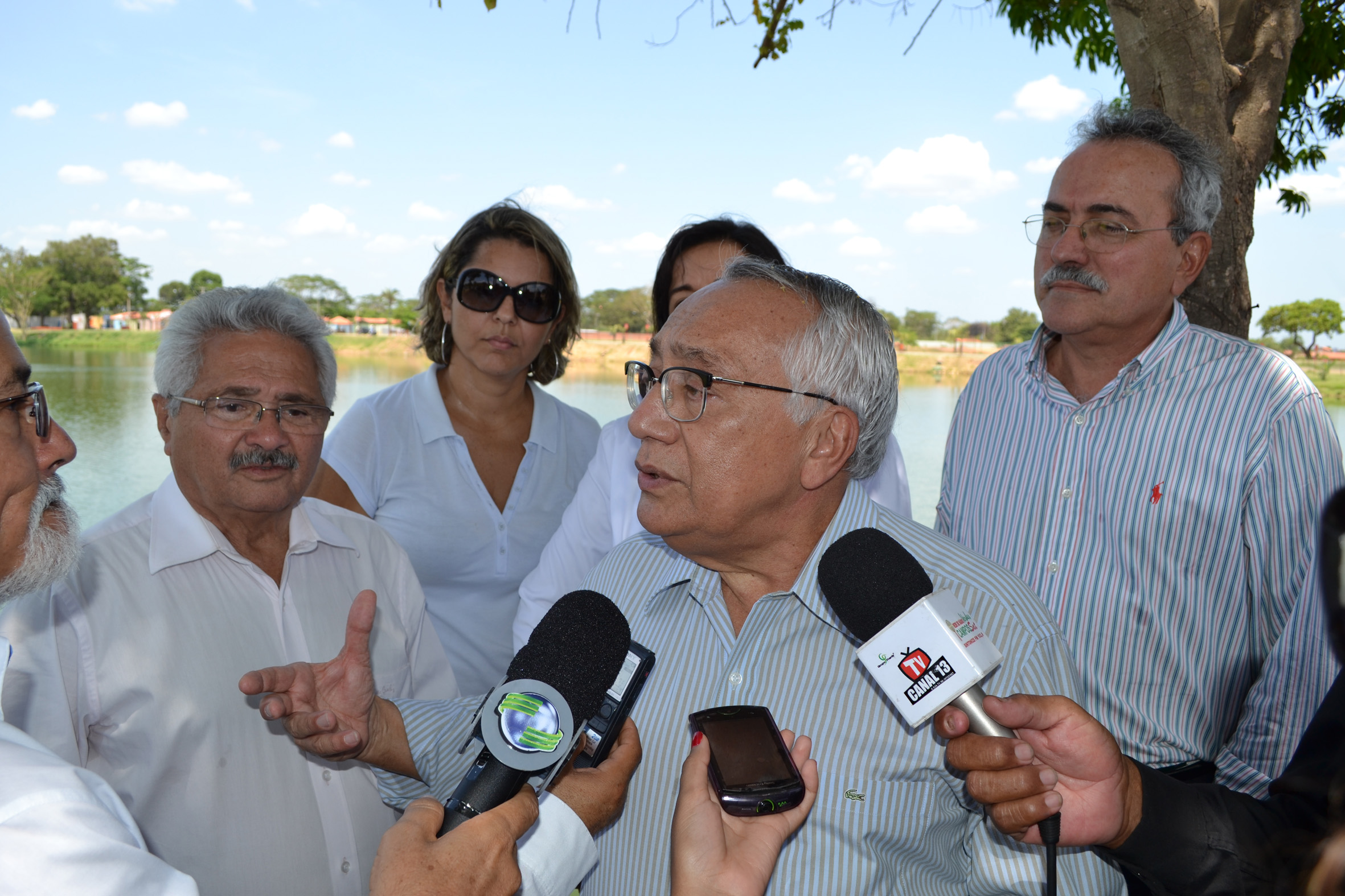 Ministro vistoria obras em Teresina