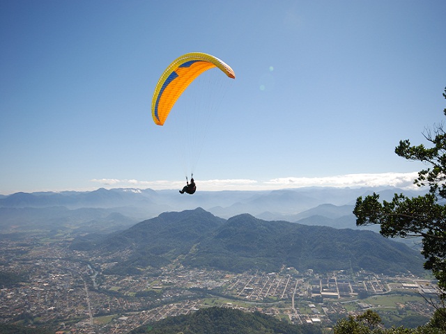 Voo livre sobre o Morro da Boa Vista - Jaraguá do Sul (SC)