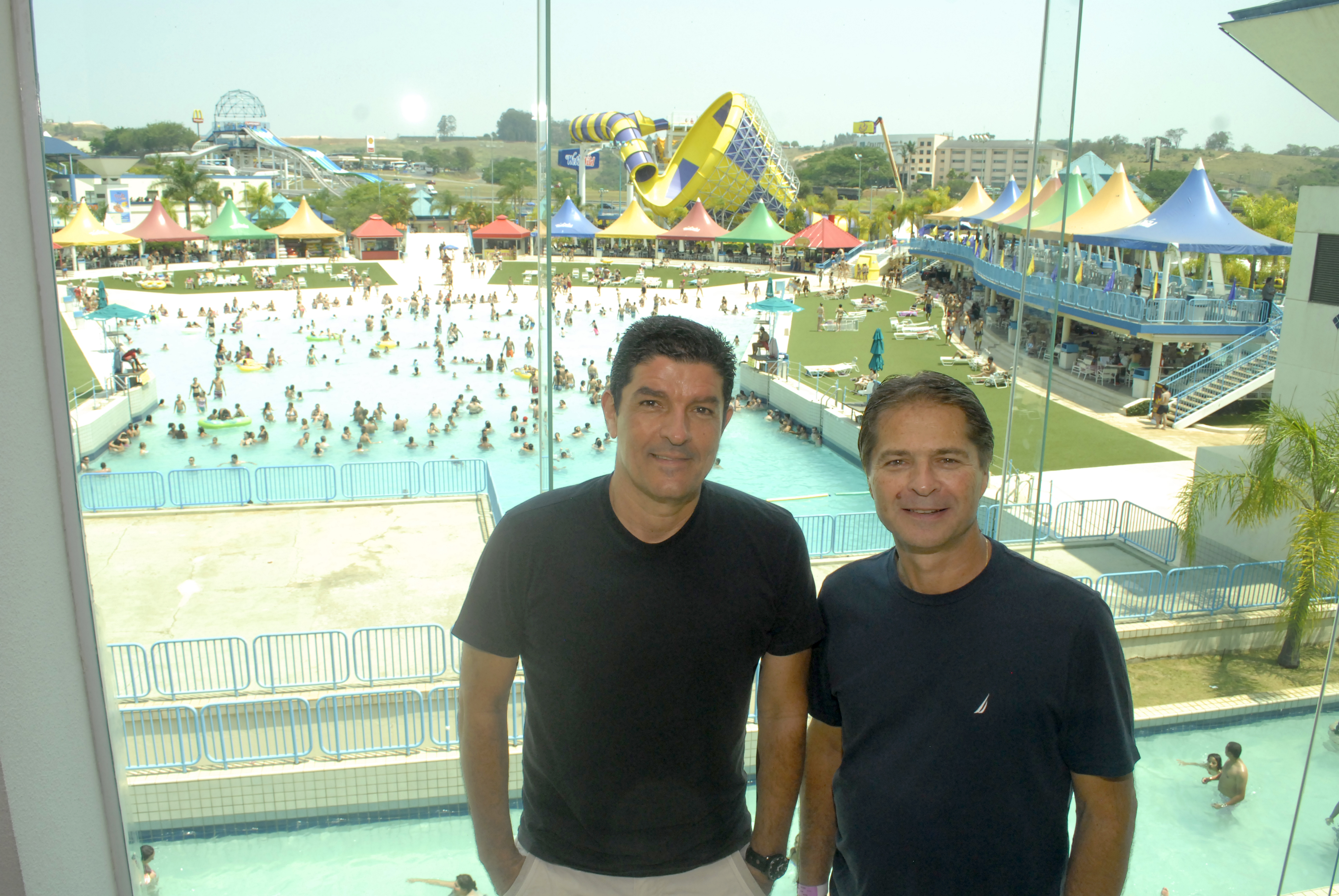Ministro Vinicius Lages participou da inauguração de parque aquático